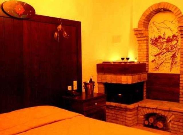 Hotel Taxiarches Aristi Dış mekan fotoğraf