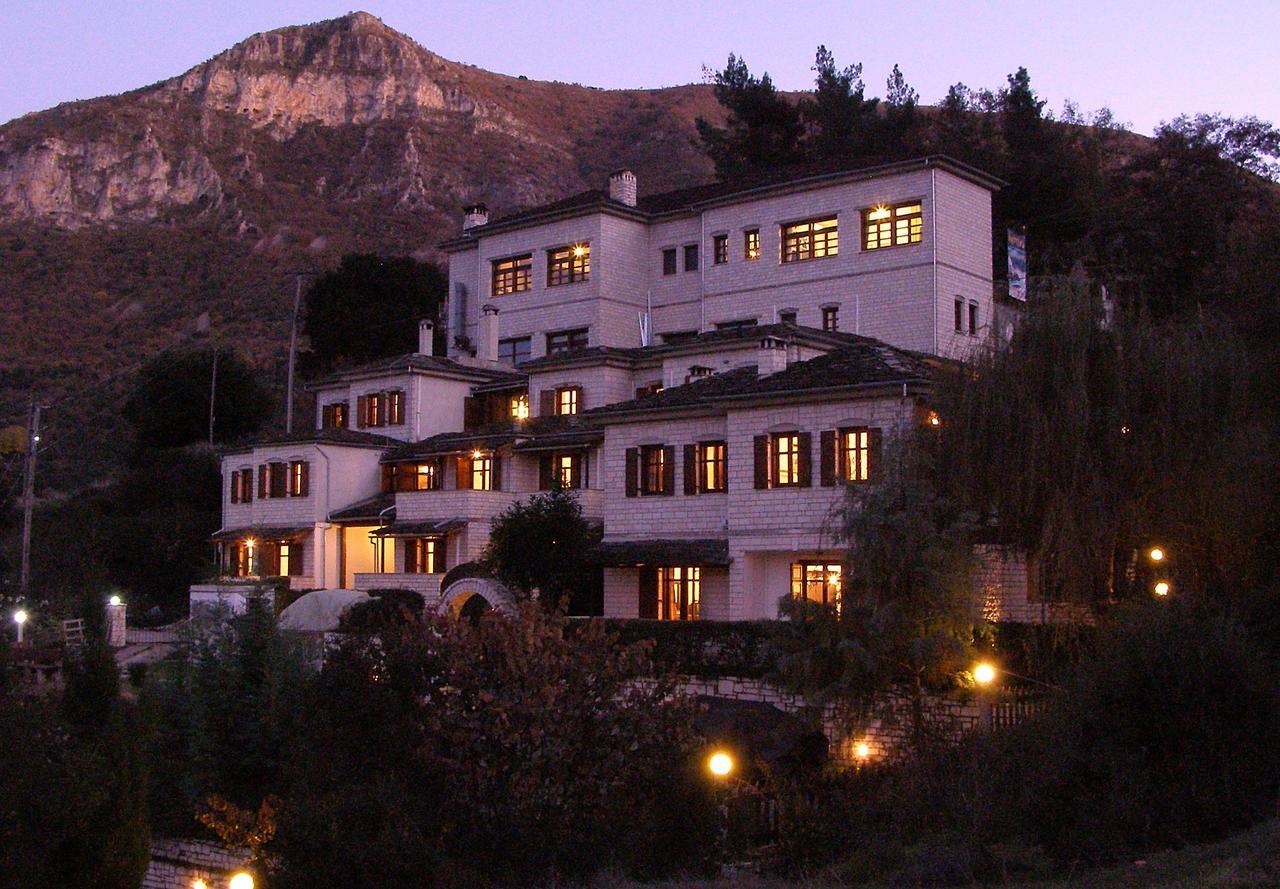 Hotel Taxiarches Aristi Dış mekan fotoğraf
